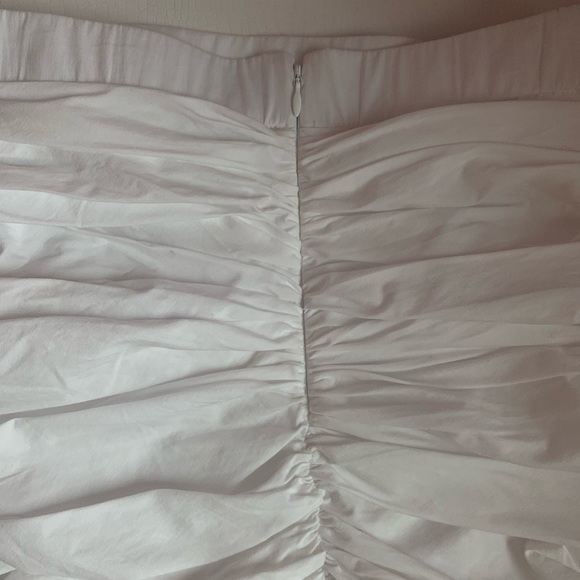 WHITE runched presto skirt ARITZIA babaton - Picture 6 of 6